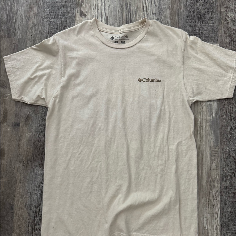 Columbia Men's Beige Short Sleeve Tee